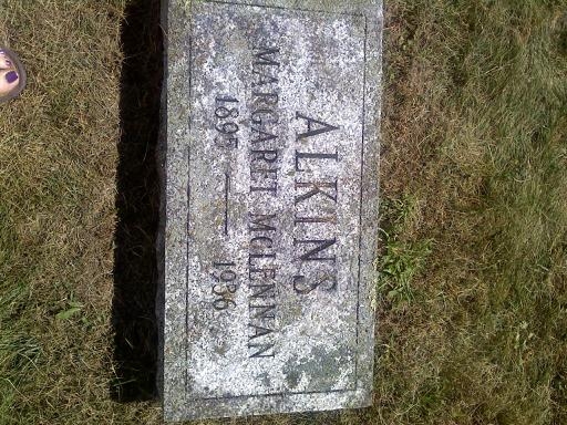 Photo of headstones/Margaret McLennan (m Alkins)  1895-1936